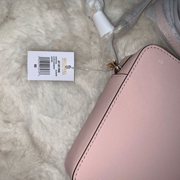 NEW Michael Kors Jet Set Crossbody bag - Picture 6 of 7